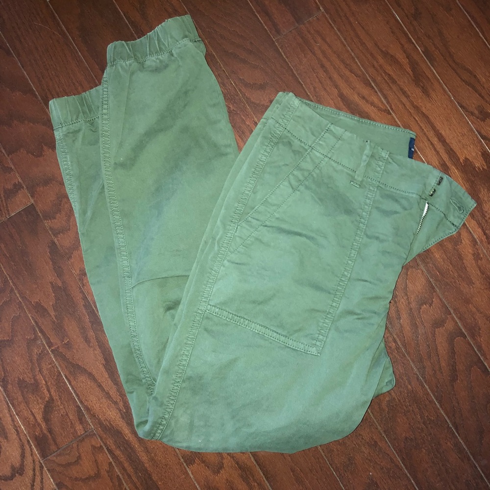 American Eagle joggers